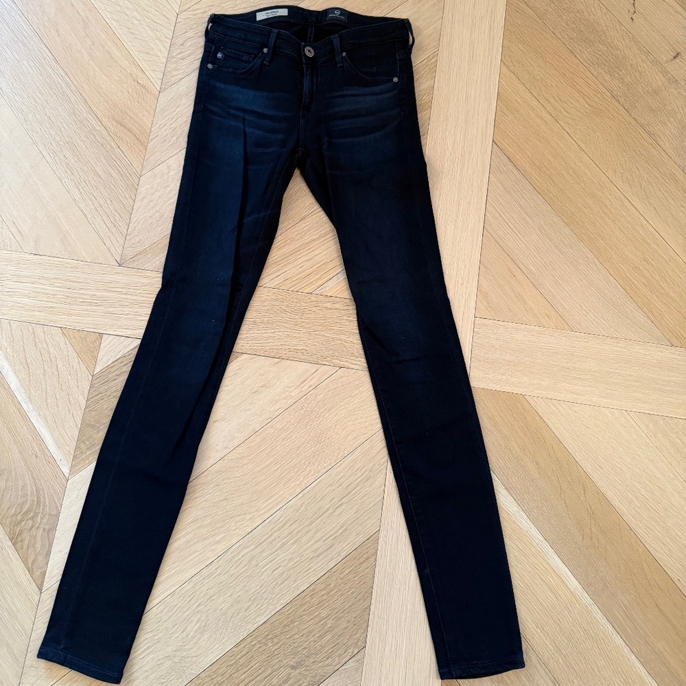 AG Skinny Legging jeans